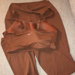 Terracotta Nike Set (L)